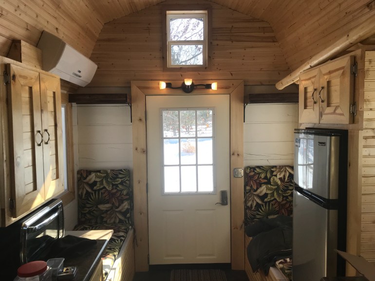 CC36BA95-5419-4FA5-9758-858874E2526F