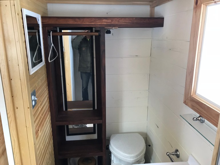 E71DA4ED-E5C0-4231-A782-AC5352CAE642